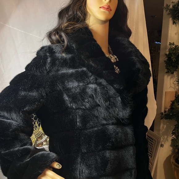 Ideology black Faux Fur Jacket - Picture 9 of 9